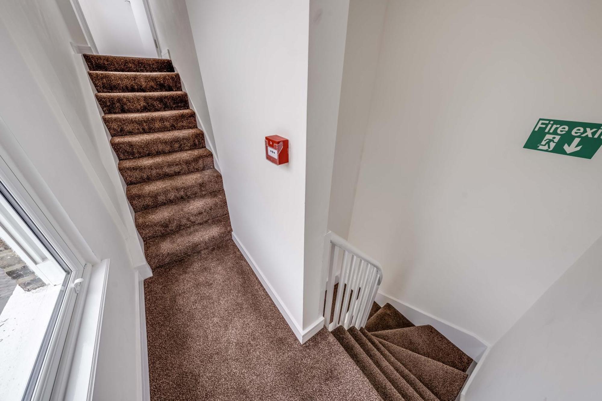 Camberwell High Spec 6-studio Unit Block *